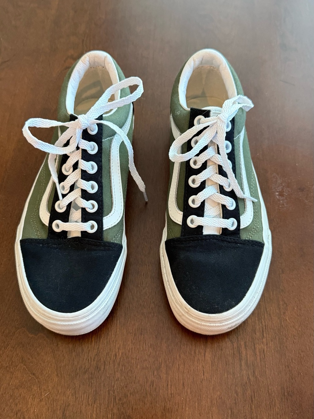 Vans White Low-Top Sneakers Olive Green and  Black
